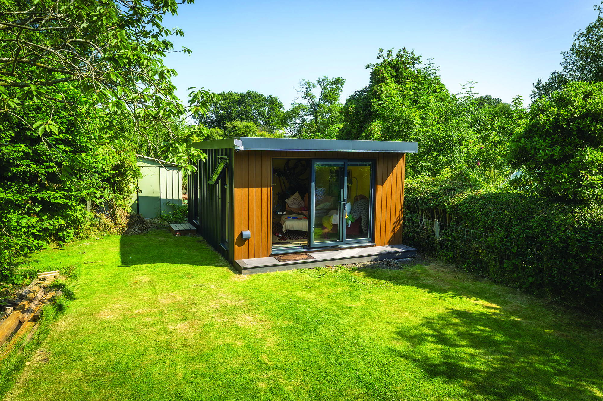 Nick’s Garden Room: “Exactly What It Says on the Tin”